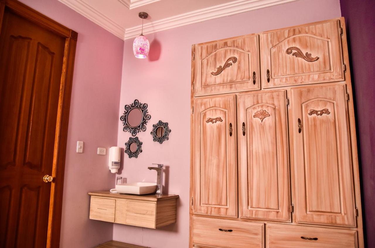 Hotel Boutique Casa Ruth En Cuenca Extérieur photo