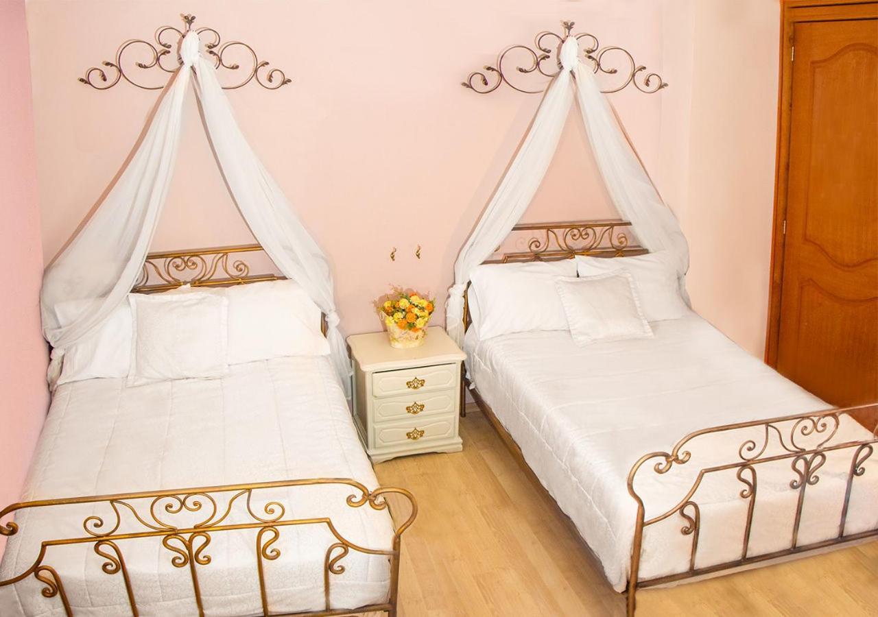 Hotel Boutique Casa Ruth En Cuenca Extérieur photo