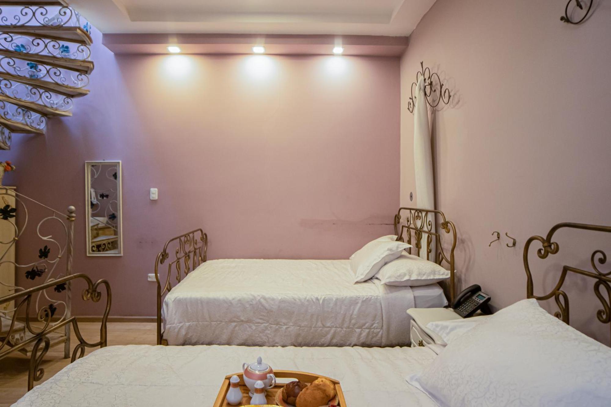 Hotel Boutique Casa Ruth En Cuenca Extérieur photo